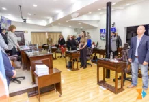 Legislatura fueguina busca declarar la emergencia comercial Aprobaron proyecto de reforma de la Constitución de Tierra del Fuego