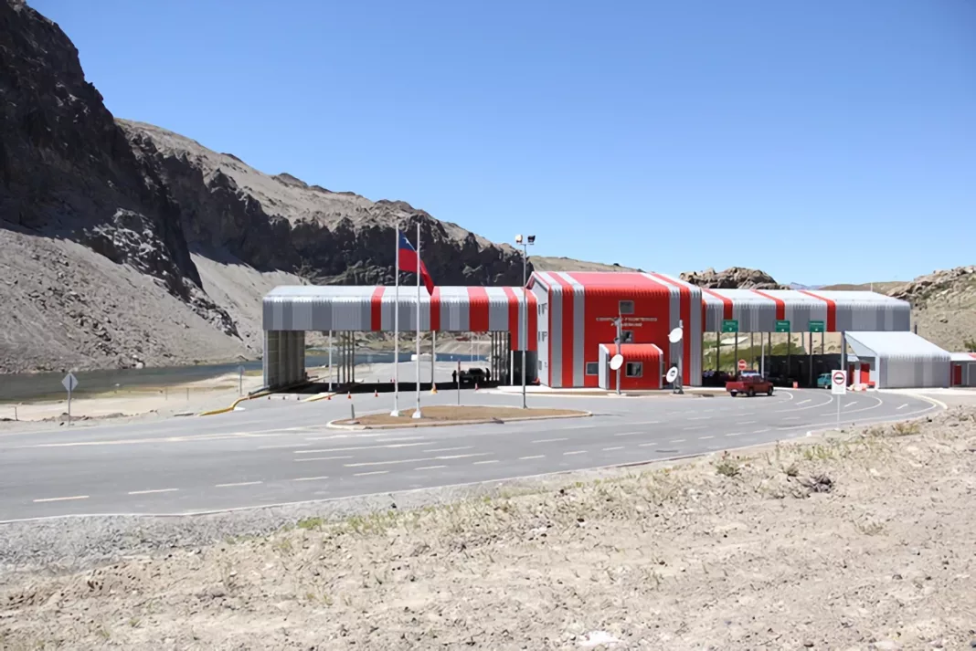 Paso fronterizo Pehuenche entre Argentina y Chile cerrado temporalmente