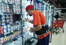 El aumento de precios se ve en las góndolas todos los días - Foto: NA