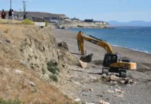 Piden declarar la emergencia costera en Caleta Olivia Refuerzan talud en zona costera de Caleta Olivia