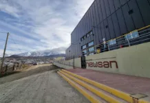 Newsan avanza con despidos y suspensiones masivas en sus plantas industriales Newsan su planta de Ushuaia -