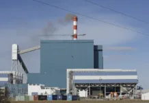 ¿Decoud o Zeidán en YCRT?; el nombre no importa, sino la Ley de Bases que definirá el destino de la empresa y su paso previo (total o parcial) a manos privadas La megausina de YCRT en Río Turbio - Foto: OPI Santa Cruz/Francisco Muñoz