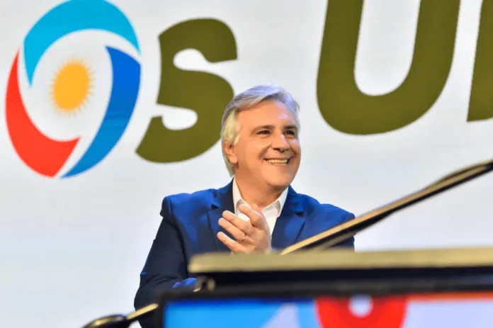 Martín Llaryora: “Ninguna persona de bien quiere fundir a las provincias”