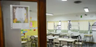 Paro nacional docente afecta el inicio de clases en 14 provincias Paro de docentes en Santa Cruz - Foto: OPI Santa Cruz