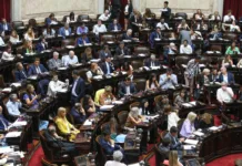 Oficialismo presenta contrapropuesta en negociación con bloques dialoguistas sobre ley ómnibus Oficialismo presenta contrapropuesta en negociación con bloques dialoguistas sobre ley ómnibus - Foto: NA