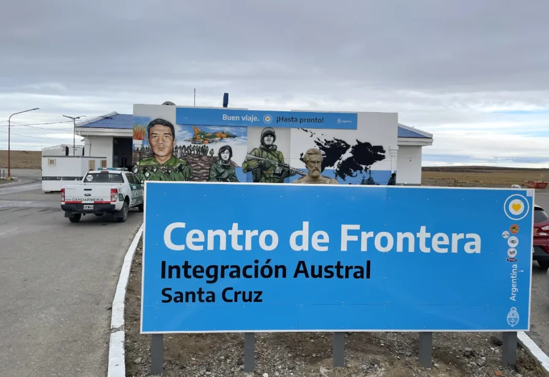 Paso fronterizo Integración Austral en Santa Cruz - Foto: OPI Santa Cruz/Francisco Muñoz