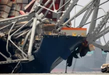 Buzos se suman a la búsqueda de los seis desaparecidos en el derrumbe del puente de Baltimore - Foto: NA