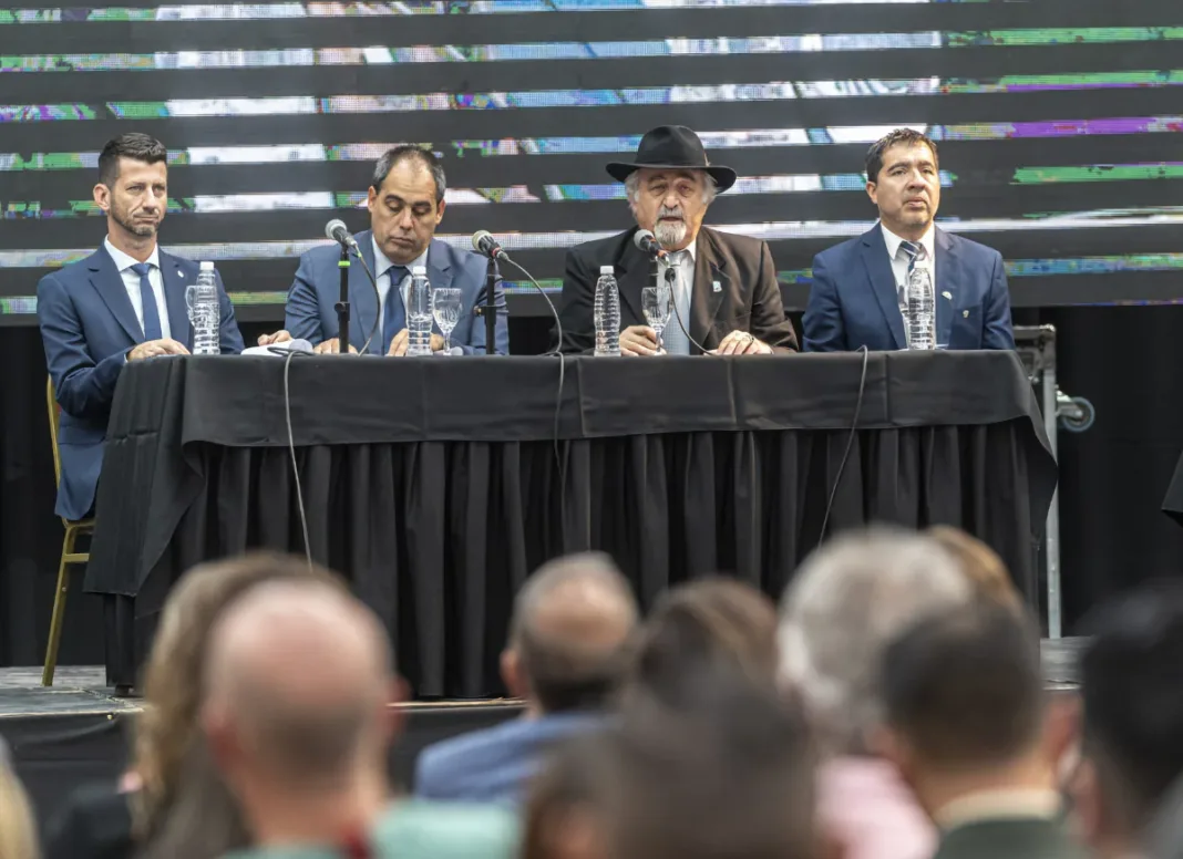 Intendente de Comodoro Rivadavia quiere que petroleras realicen saneamiento ambiental