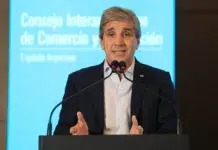 Fracasa diálogo por Presupuesto 2026 entre Gobierno y oposición El ministro de Economía, Luis Caputo - Foto: NA
