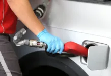 Posible aumento del 8% en el precio de las naftas en Mayo Nuevo aumento de precios en nafta y gasoil - Foto: NA