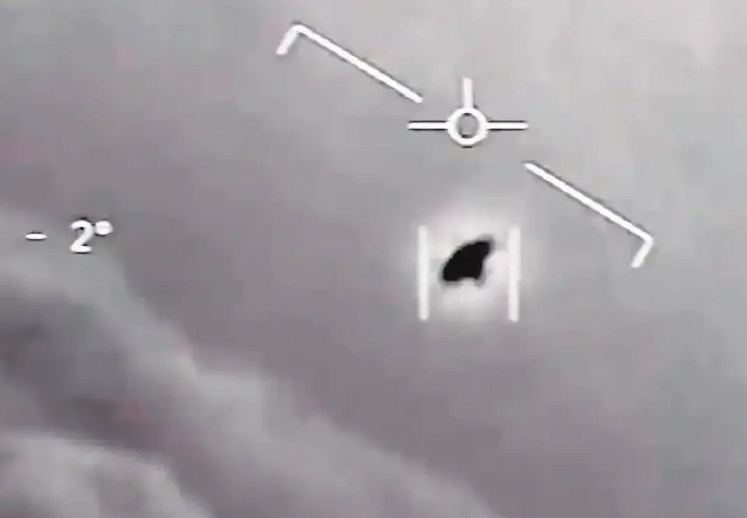 Informe del Pentágono sobre OVNIs descarta pruebas de tecnología extraterrestre