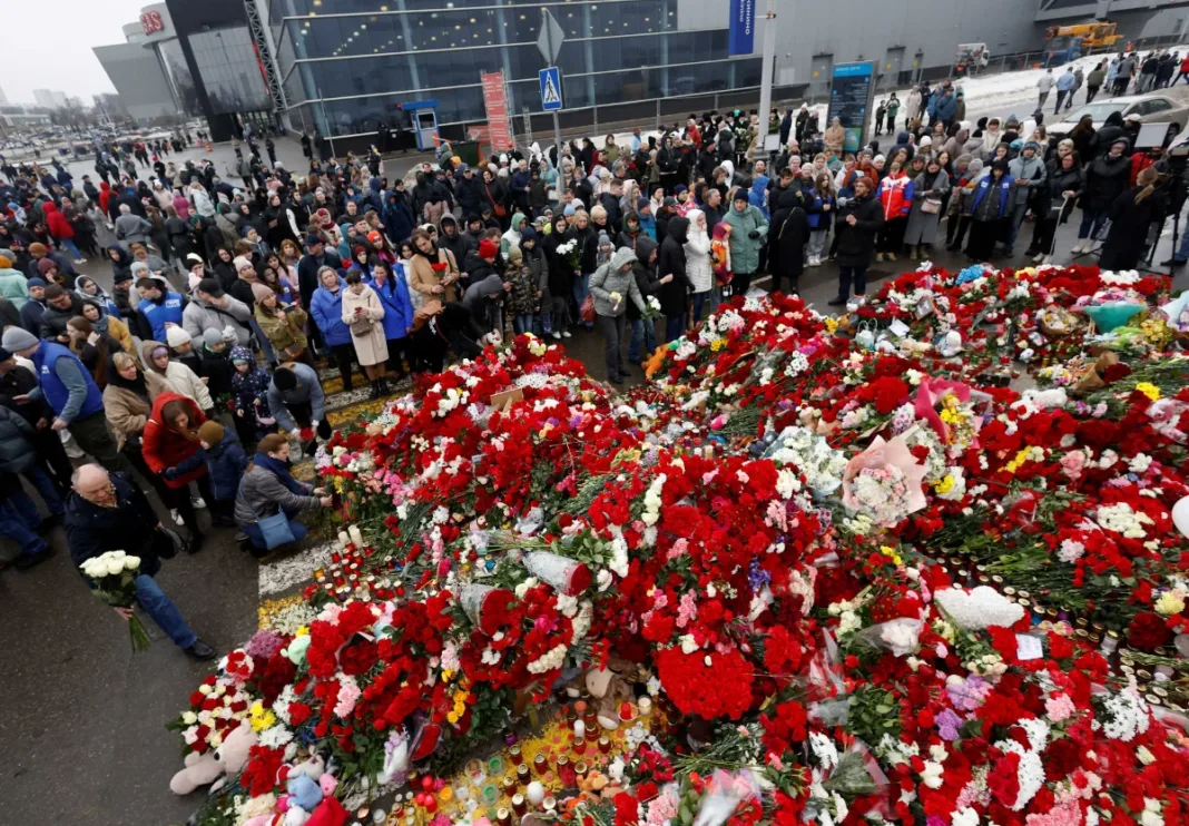 Rusia cuestiona la responsabilidad del Estado Islámico en ataque mortal en Moscú - Foto: NA