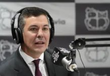El presidente de Paraguay, Santiago Peña - Foto: NA