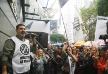 ATE convoca a nuevo paro nacional contra despidos en el sector estatal - Foto: NA