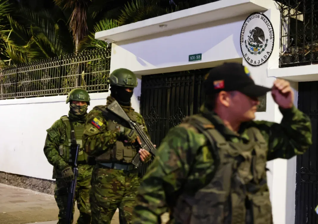 Ecuador y México cortan lazos tras arresto de exvicepresidente Glas en Embajada Mexicana en Quito - Foto: NA