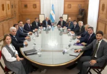 Gobernadores de Juntos por el Cambio se reúnen con funcionarios del Gobierno Nacional - Foto: NA