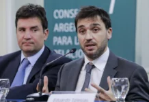 Ignacio Torres destaca la educación pública como prioridad para el desarrollo del país Ignacio Torres destaca la educación pública como prioridad para el desarrollo del país