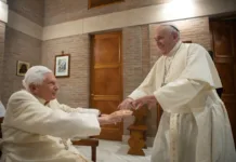 El papa Francisco revela apoyo de Benedicto XVI a favor de las uniones civiles para parejas del mismo sexo - Foto: NA