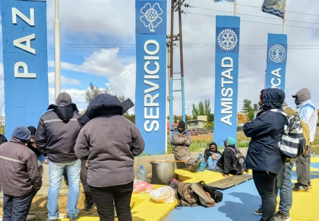 Protesta de Fundación Santa Cruz Sustentable en Caleta Olivia
