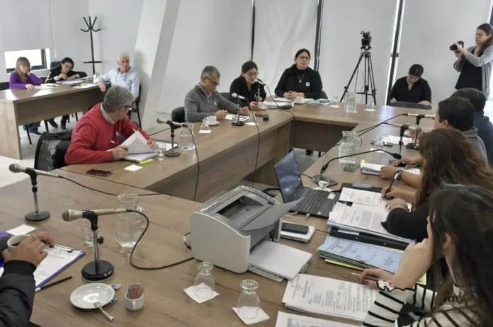 Continúa en comisiones el proyecto para regular los honorarios de abogados y procuradores