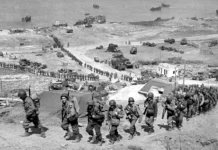 Veteranos británicos zarpan hacia Normandía para conmemorar el 80 aniversario del Día D Veteranos británicos zarpan hacia Normandía para conmemorar el 80 aniversario del Día D
