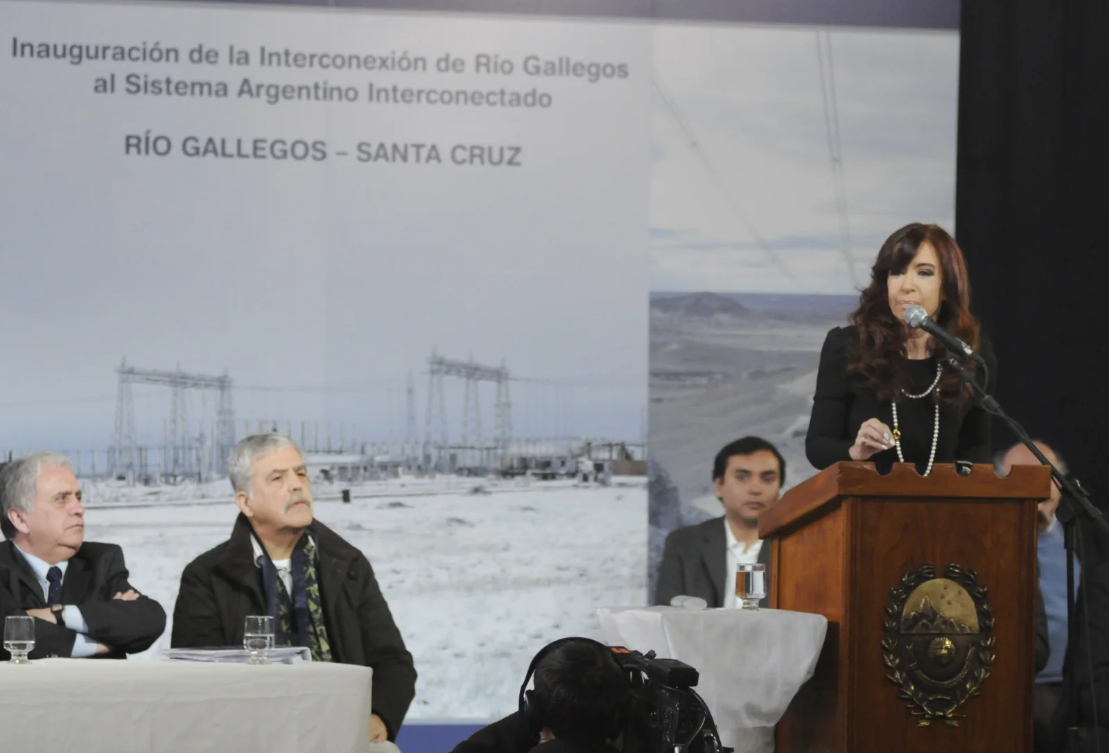 Del “no se inunda más” de Mauricio Macri al “No se corta más” de Cristina y Alicia - Foto: OPI Santa Cruz/Francisco Muñoz Del “no se inunda más” de Mauricio Macri al “No se corta más” de Cristina y Alicia - Foto: OPI Santa Cruz/Francisco Muñoz
