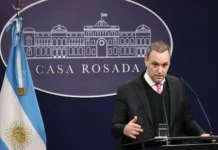 Vocero presidencial: “nada afectará nuestro camino” ante la crisis financiera internacional El vocero presidencial Manuel Adorni - Foto: Presidencia
