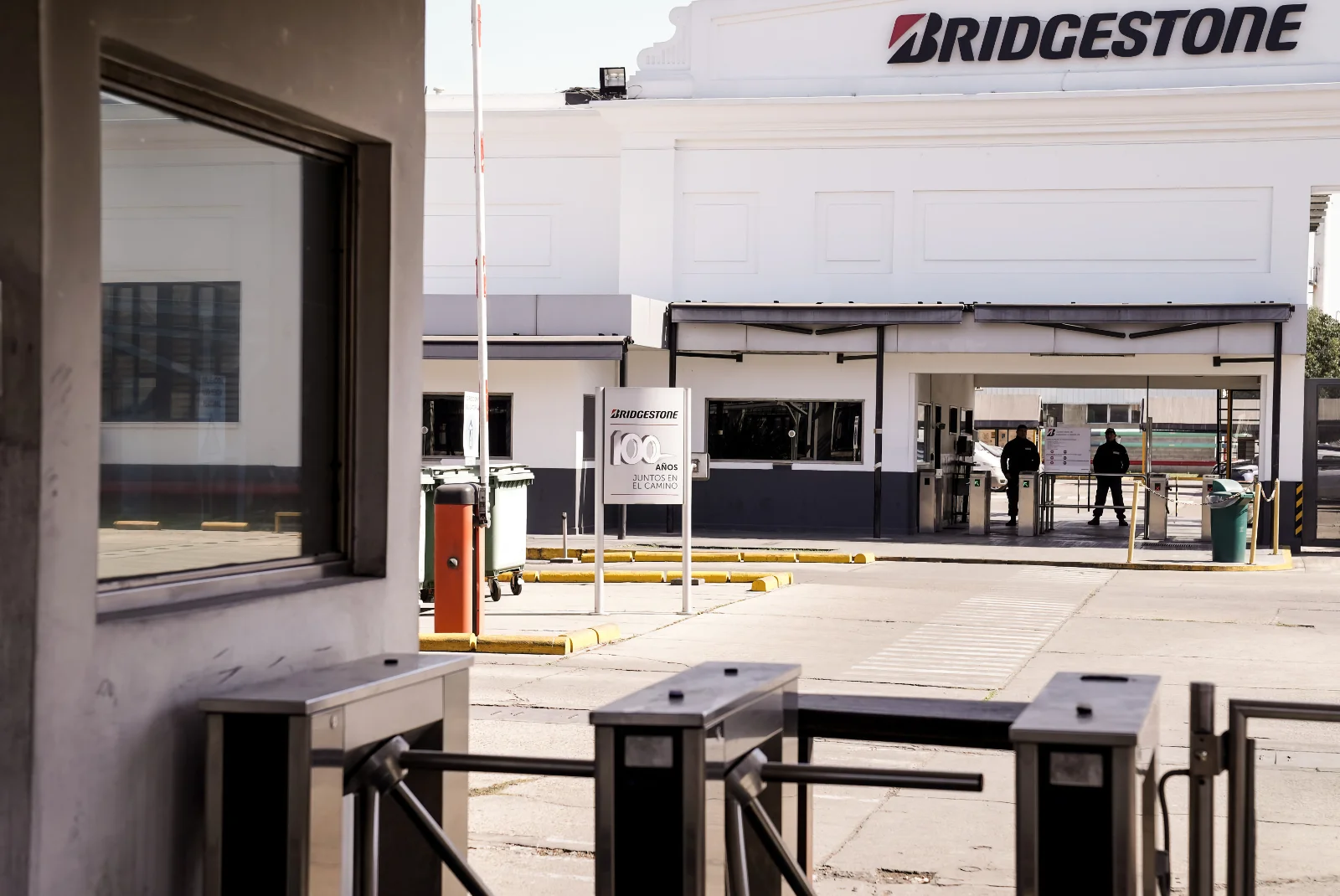 Bridgestone Argentina pide ayuda ante crisis y podría despedir a 350 empleados