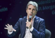 El ministro de Economía de la Nación Luis Caputo - Foto: NA