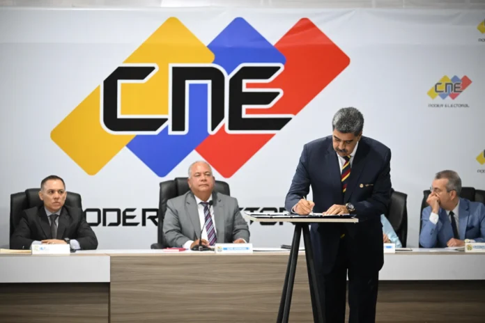 Elecciones en Venezuela: Maduro reafirma compromiso con los resultados del CNE