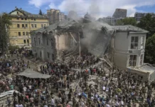 Zelenski promete represalias tras devastador ataque Ruso en Kiev - Foto: NA