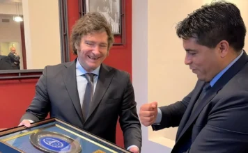 El Presidente Javier Milei junto al Gobernador de Santa Cruz Claudio Vidal -
