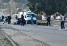 Mujer murió atropellada por una moto en Esquel Mujer murió atropellada por una moto en Esquel
