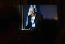 Sturzenegger confirma flexibilidad en despidos y ratifica el fin de la obra pública Federico Sturzenegger - Foto: NA