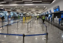 Paro en Aerolíneas Argentinas afecta a más de 37 mil pasajeros y cancela 300 vuelos - Foto: NA