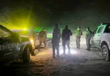 Gendarmería rescató a dos familias varadas por la nieve en paso fronterizo Gendarmería rescató a dos familias varadas por la nieve en paso fronterizo