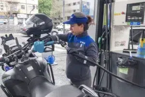 Nuevo aumento en la nafta y gasoil: ya acumulan un 81% en el año - Foto: NA Nuevo aumento en la nafta y gasoil: ya acumulan un 81% en el año - Foto: NA