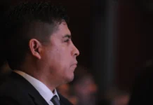 Al gobierno provincial se le escapa el control gremial por falta de propuestas serias en materia salarial y tiene a todo el sector público en pie de guerra El Gobernador de Santa Cruz Claudio Vidal - Foto: OPI Santa Cruz/Francisco Muñoz