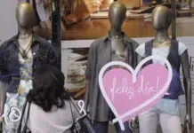El comercio en Santa Cruz acumula quince meses de caída Retroceden las ventas por el Día de la Madre: el impacto en comercios minoristas pymes - Foto: NA