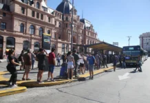 Gremios del transporte paralizan servicios en rechazo a las políticas del Gobierno Gremios del transporte paralizan servicios en rechazo a las políticas del Gobierno