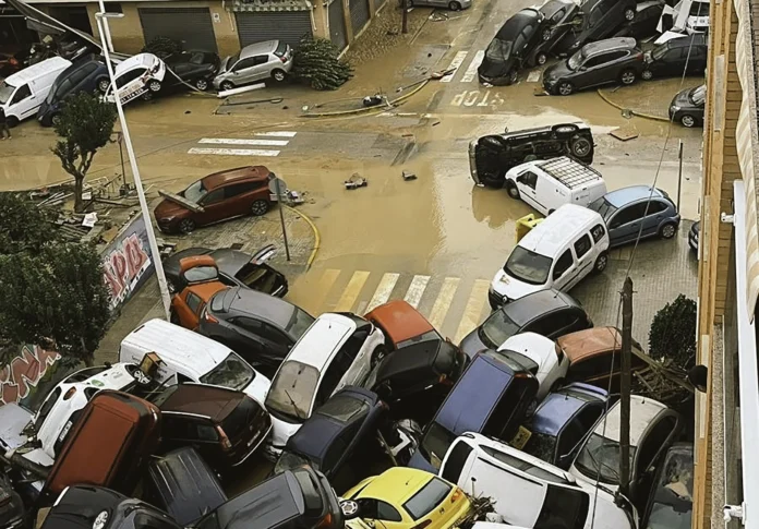 Devastadoras inundaciones en Valencia: al menos 95 muertos y decenas desaparecidos