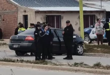 Las Heras: Un hombre murió al impactar el vehículo que conducía con un poste de luz