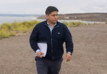 ¿Se animará el gobernador Vidal a usar a los petroleros como escudo para rechazar a los gremios que no están de acuerdo con la implementación del RIGI? El Gobernador de Santa Cruz Claudio Vidal - Foto: prensa de gobierno
