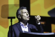 Mauricio Macri calificó como "papelón" la expulsión del senador Edgardo Kuieder - Foto: NA