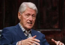 Bill Clinton hospitalizado en Washington, DC, tras presentar fiebre