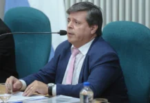 Extraordinaria por emergencia hidrocarburífera y desafuero de Españón El Vicegobernador de Santa Cruz Fabián Leguizamón - Foto: OPI Santa Cruz/Francisco Muñoz