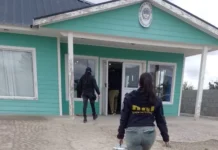Allanaron la sede de la Comisión de Fomento de Koluel Kaike por una causa de abuso de autoridad y fraude Allanaron la sede de la Comisión de Fomento de Koluel Kaike por una causa de abuso de autoridad y fraude