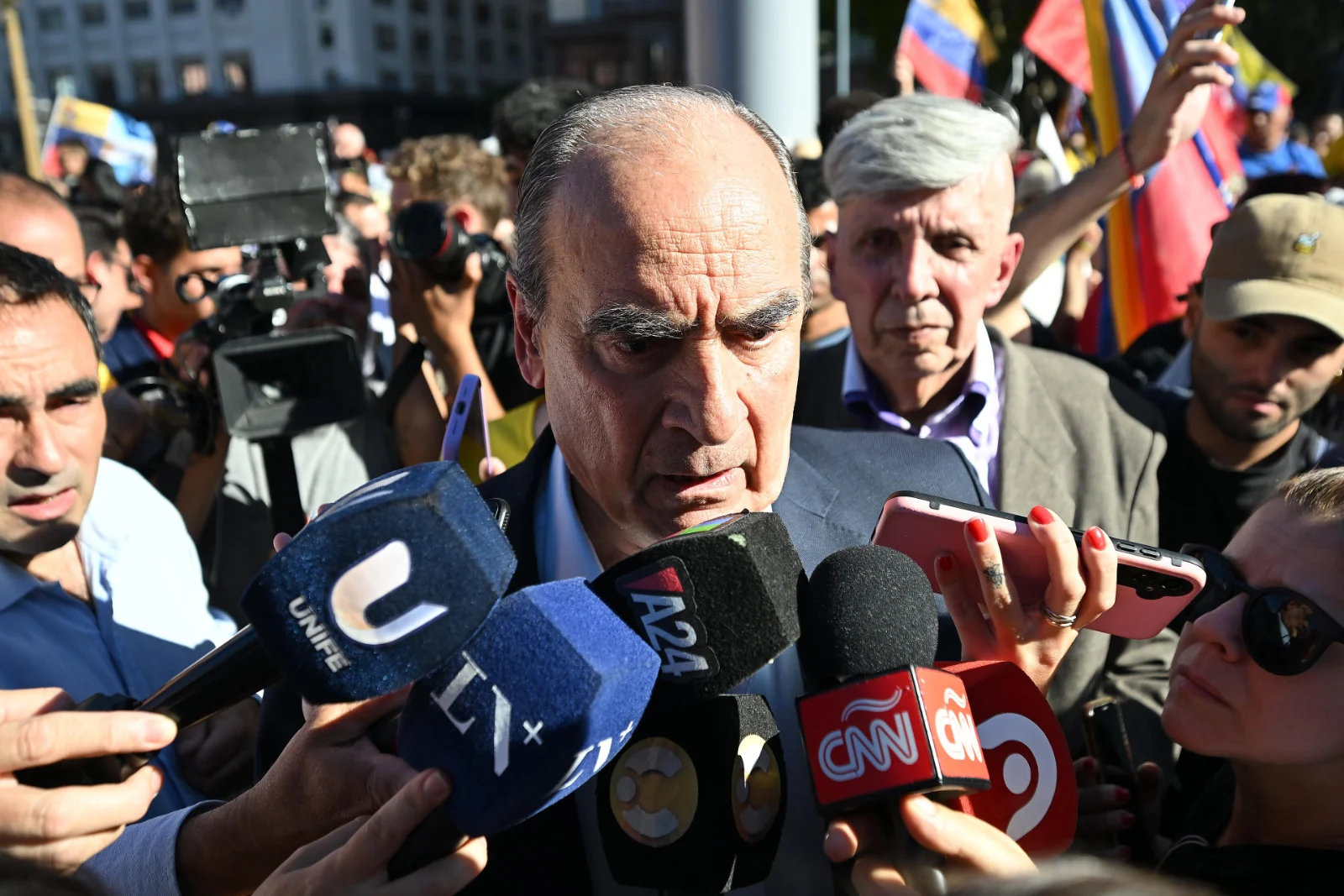Guillermo Francos apoya a los opositores venezolanos y pide intervención militar en favor del pueblo - Foto: NA Guillermo Francos apoya a los opositores venezolanos y pide intervención militar en favor del pueblo - Foto: NA