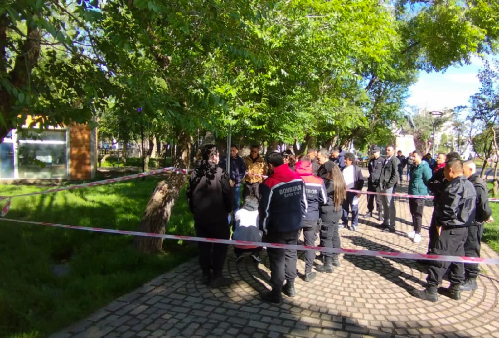 Un niño se electrocutó en la plaza San Martín, está fuera de peligro e investigan las causas Un niño se electrocutó en la plaza San Martín, está fuera de peligro e investigan las causas