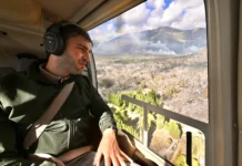 Gobernador Torres dijo que el incendio en Epuyén quemó 50 viviendas Gobernador Torres dijo que el incendio en Epuyén quemó 50 viviendas